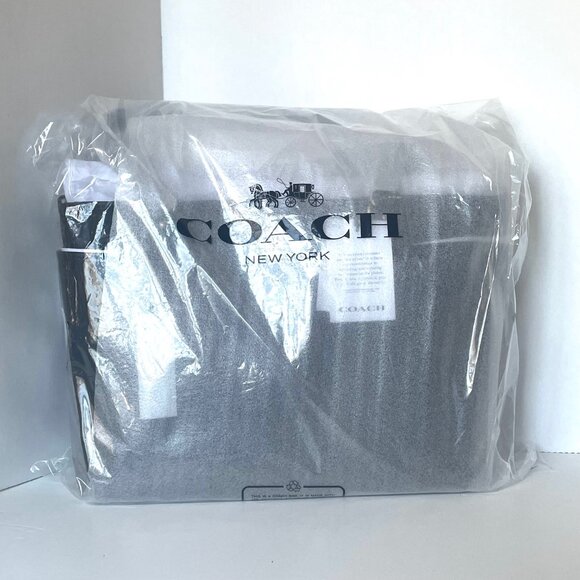 Coach C4072 Black Nylon Leather Baby Diaper Bag Tote w/ Changing Pad Crossbody - Picture 4 of 16